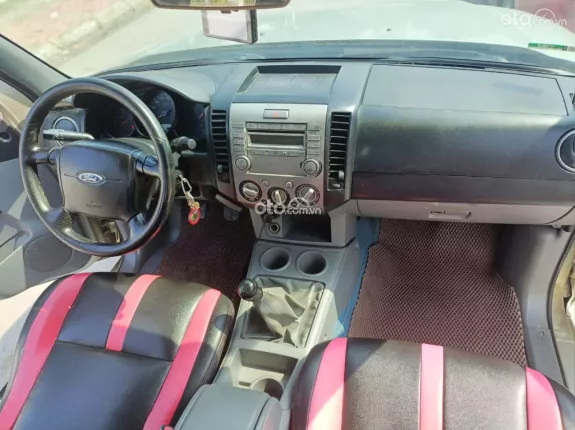Ford Ranger XL 2.5 4X2 MT 2011 - Điều hòa mát khung gầm không rỉ mọt