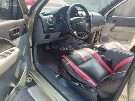Ford Ranger XL 2.5 4X2 MT 2011 - Điều hòa mát khung gầm không rỉ mọt