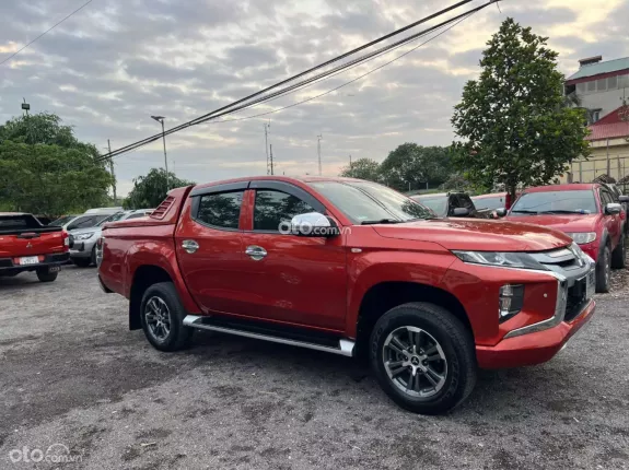 Mitsubishi Triton 4×2 AT 2021 - Xe không một lỗi nhỏ một chủ sử dụng từ đầu