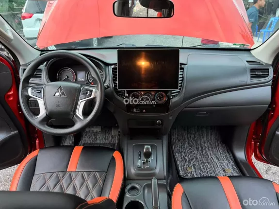 Mitsubishi Triton 4×2 AT 2021 - Xe không một lỗi nhỏ một chủ sử dụng từ đầu