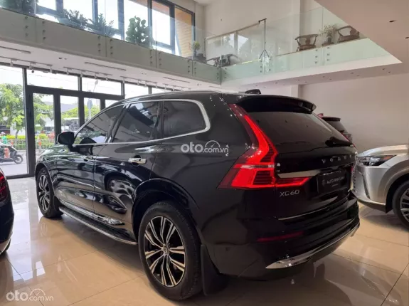 Volvo XC60 B6 AWD Inscription 2022 - Volvo XC60 B6 AWD Inscription Model 2022 - Đen