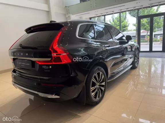 Volvo XC60 B6 AWD Inscription 2022 - Volvo XC60 B6 AWD Inscription Model 2022 - Đen