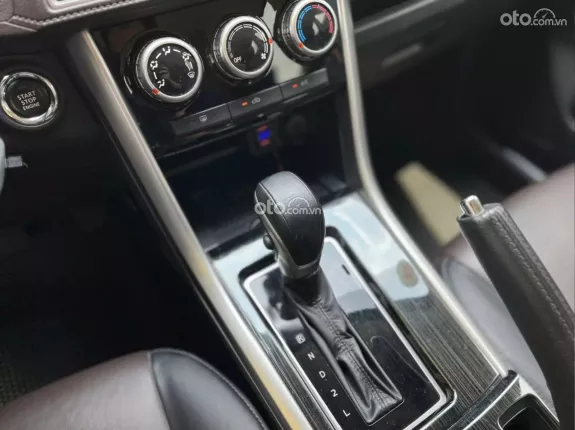 Mitsubishi Xpander Cross 1.5 AT 2021 - Xe gia đình đẹp, ODO chuẩn 41.000km