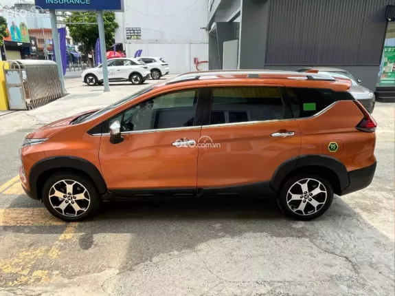 Mitsubishi Xpander Cross 1.5 AT 2021 - Xe gia đình đẹp, ODO chuẩn 41.000km