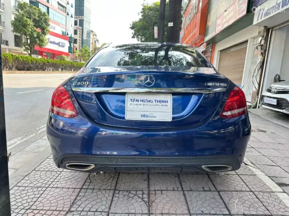 Mercedes-Benz GLC 300 2018 - Xe đẹp tên tư nhân chính chủ