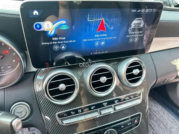 Mercedes-Benz GLC 300 2018 - Xe đẹp tên tư nhân chính chủ