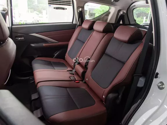Mitsubishi Xpander Cross 1.5 AT 2026 - Xả kho giảm 90tr vào giá xe - Hỗ trợ phiếu nhiên liệu