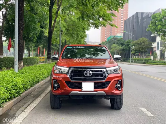 Toyota Hilux 2.8G 4×4 AT 2020 - Toyota Hilux 2.8G 4x4 AT 2020