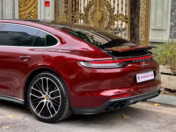 Porsche Panamera 4 Executive 2021 - Mẫu xe thể thao đẳng cấp