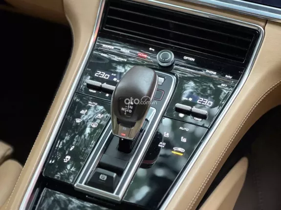 Porsche Panamera 4 Executive 2021 - Mẫu xe thể thao đẳng cấp