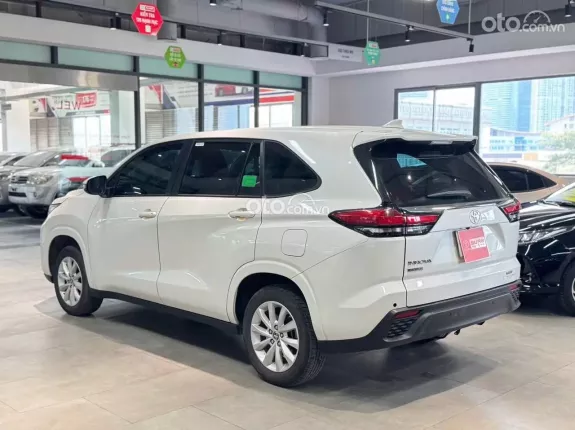 Toyota Innova Cross Xăng 2024 - Odo 3.8v km mới 98%