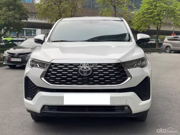 Toyota Innova Cross Xăng 2024 - Odo 3.8v km mới 98%