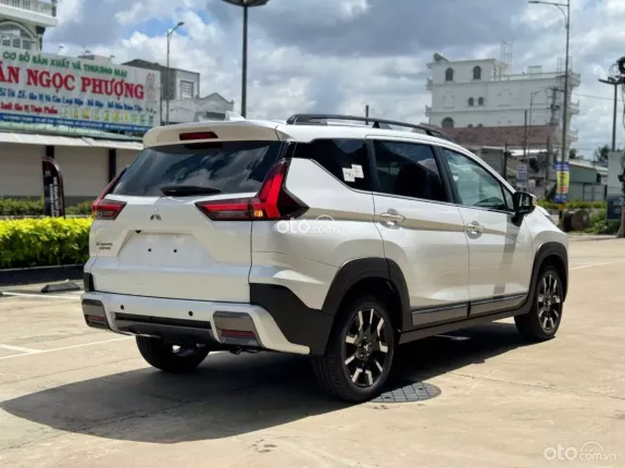 Mitsubishi Xpander Cross 1.5 AT 2026 - Xả kho giảm 90tr vào giá xe - Hỗ trợ phiếu nhiên liệu
