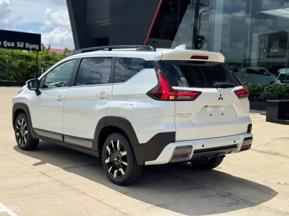 Mitsubishi Xpander Cross 1.5 AT 2026 - Xả kho giảm 90tr vào giá xe - Hỗ trợ phiếu nhiên liệu