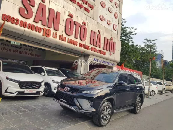 Toyota Fortuner 2.4 AT 4x2 Legender 2024 - Toyota Fortuner 2.4 AT 4x2 Legender 2024 - mua bán o tô cũ uy tín tại Hà Nội