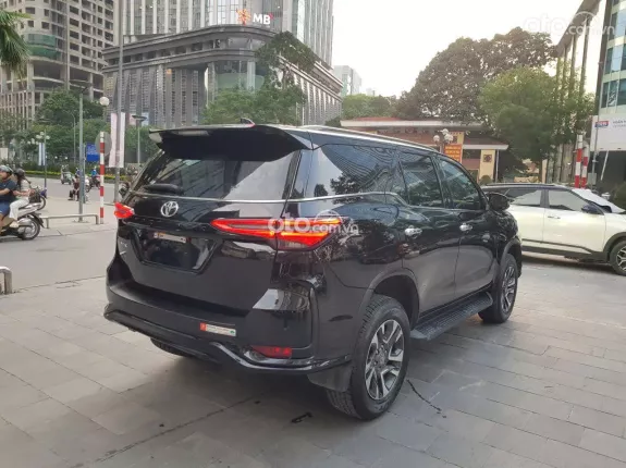 Toyota Fortuner 2.4 AT 4x2 Legender 2024 - Toyota Fortuner 2.4 AT 4x2 Legender 2024 - mua bán o tô cũ uy tín tại Hà Nội