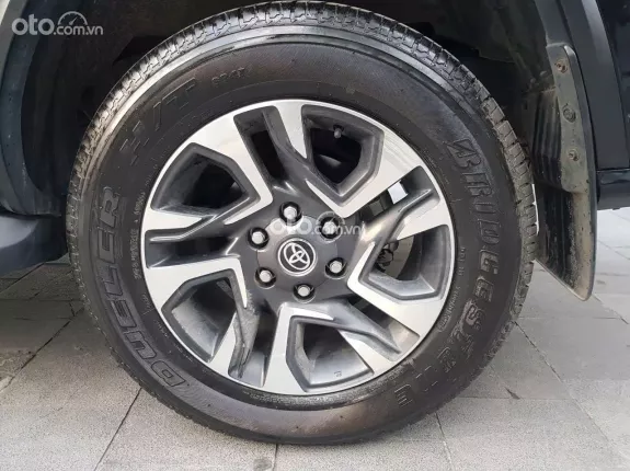 Toyota Fortuner 2.4 AT 4x2 Legender 2024 - Toyota Fortuner 2.4 AT 4x2 Legender 2024 - mua bán o tô cũ uy tín tại Hà Nội