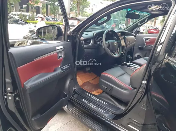 Toyota Fortuner 2.4 AT 4x2 Legender 2024 - Toyota Fortuner 2.4 AT 4x2 Legender 2024 - mua bán o tô cũ uy tín tại Hà Nội