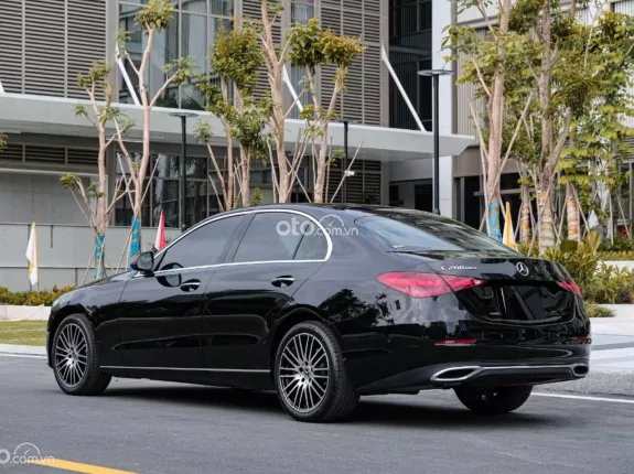 Mercedes-Benz C200 Avantgarde Plus 2023 - Xe siêu lướt, liên hệ em xem xe