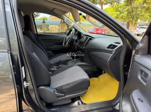 Mitsubishi Triton 4×2 AT MIVEC 2019 - Xe đúng 1 chủ