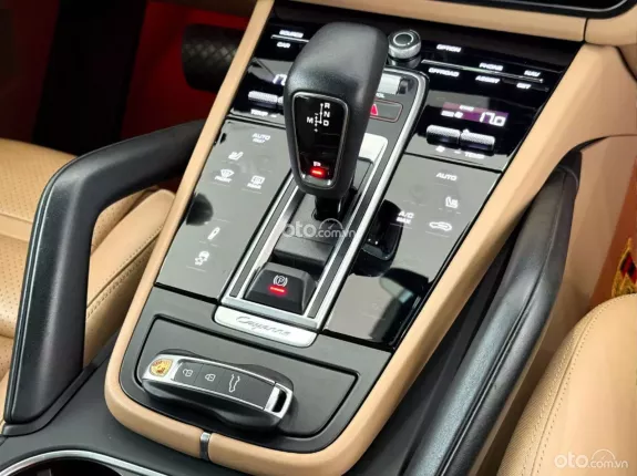 Porsche Cayenne Platinum Edition 2022 - Porsche Cayenne Platium Edition 2022 lướt nhẹ cực đẹp