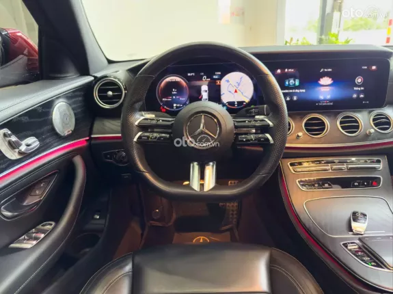 Mercedes-Benz E300 AMG V1 2022 - Mercedes E300 AMG V1 2022 1 chủ đập thùng cực đẹp
