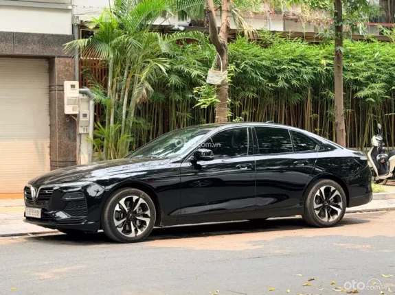 VinFast LUX A2.0 Tiêu chuẩn 2022 - Xe đẹp full bảo dưỡng