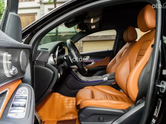 Mercedes-Benz GLC 300 4Matic Coupe 2022 - Xe đẹp tuyệt đối, cam kết chất lượng