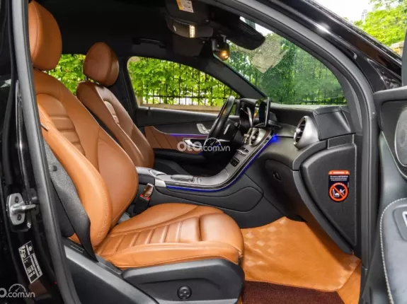 Mercedes-Benz GLC 300 4Matic Coupe 2022 - Xe đẹp tuyệt đối, cam kết chất lượng