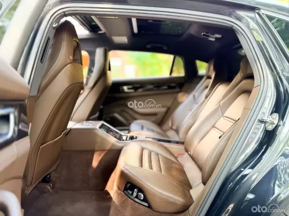 Porsche Panamera 4 Executive 2021 - Xe cực đẹp, bank hỗ trợ max