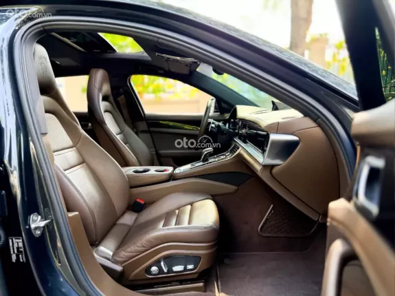 Porsche Panamera 4 Executive 2021 - Xe cực đẹp, bank hỗ trợ max