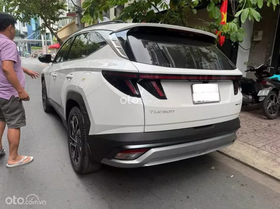 Hyundai Tucson 1.6 Turbo HTRAC 2025 - Xe như mới, hỗ trợ bank cao