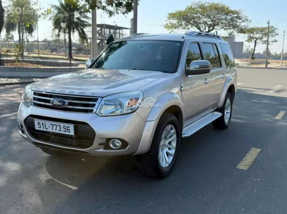 Ford Everest 2.5 MT 2015 - Phom bánh treo số sàn máy dầu bền lành giữ dáng qua thời gian