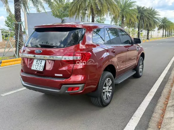 Ford Everest Trend 2.0 AT 4x2 2018 - Số tự động, ghế chỉnh điện, xe zin và công nghệ đủ dùng
