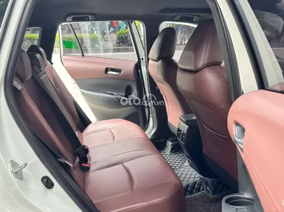 Toyota Corolla Cross 1.8 V  2022 - Xe biển Hà Nội, giá tốt sang tên ngay