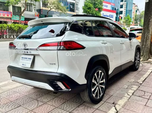 Toyota Corolla Cross 1.8 V  2022 - Xe biển Hà Nội, giá tốt sang tên ngay