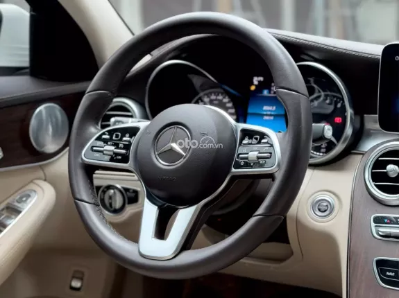 Mercedes-Benz C200 Exclusive 2021 - C200 Exclusive 2021
