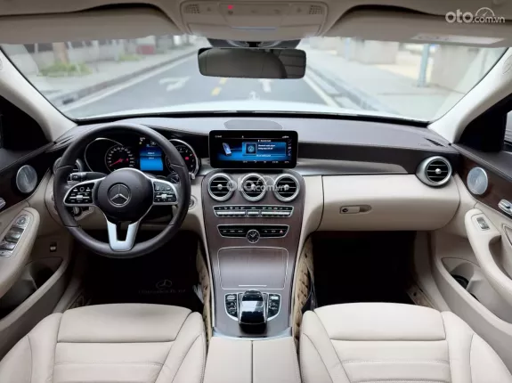 Mercedes-Benz C200 Exclusive 2021 - C200 Exclusive 2021