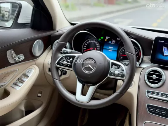 Mercedes-Benz C200 Exclusive 2021 - C200 Exclusive 2021