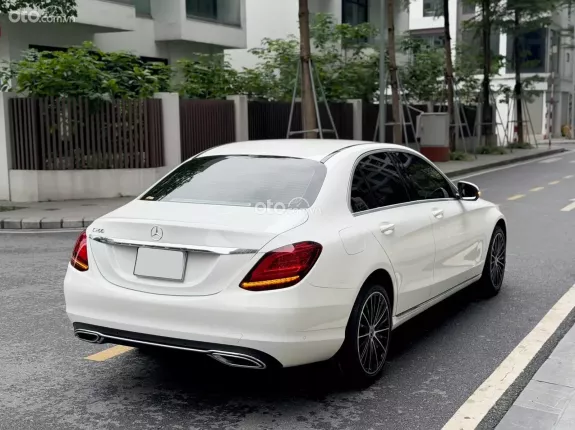 Mercedes-Benz C200 Exclusive 2021 - C200 Exclusive 2021