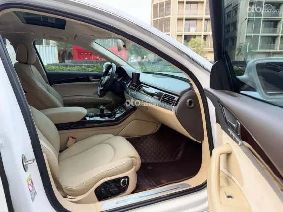 Audi A8 3.0TFSI Quattro 2014 - Nội thất kem siêu lướt mới 99%