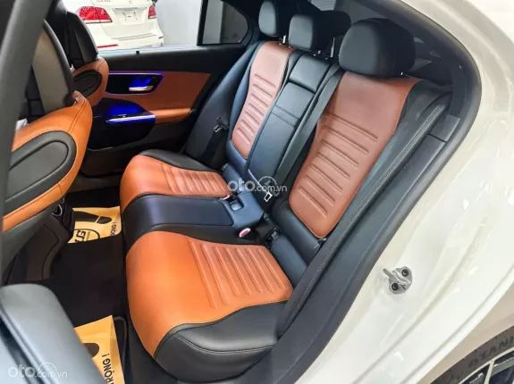 Mercedes-Benz C300 AMG First Edition 2022 - Nhập khẩu nguyên chiếc