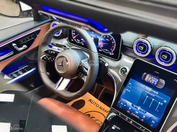 Mercedes-Benz C300 AMG First Edition 2022 - Nhập khẩu nguyên chiếc