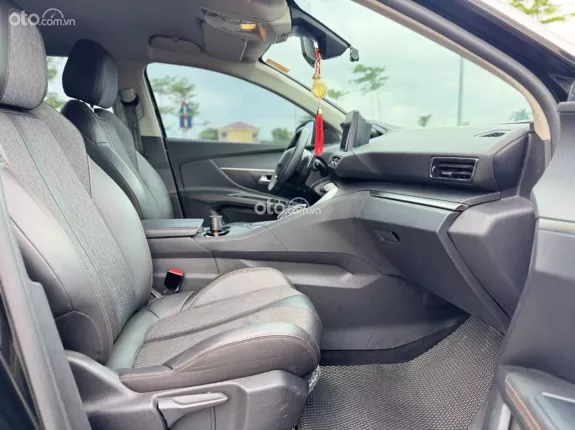 Peugeot 3008 Active 2021 - Xe mới, bank có hỗ trợ