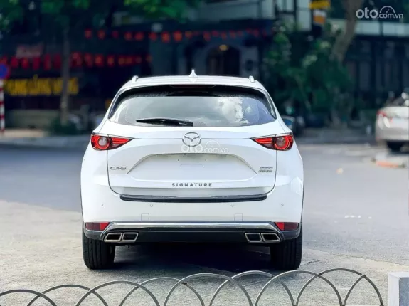 Mazda CX-5 2.5L Signature Premium 2WD 2020 - Xe như mới, bank hỗ trợ cao