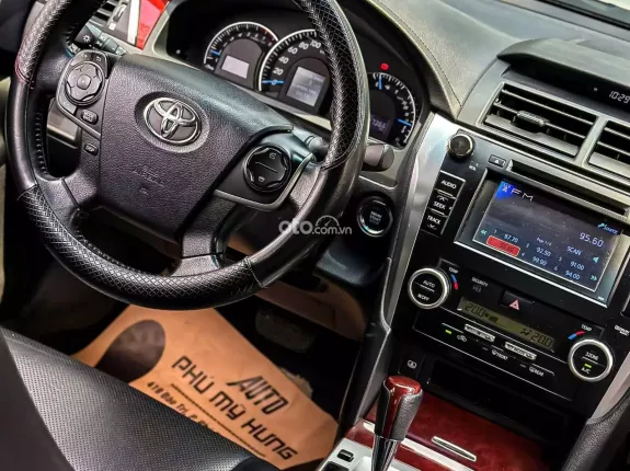 Toyota Camry 2.5Q 2014 - Xe sang trọng màu Vàng Đồng giá tốt