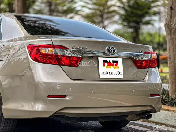 Toyota Camry 2.5Q 2014 - Xe sang trọng màu Vàng Đồng giá tốt