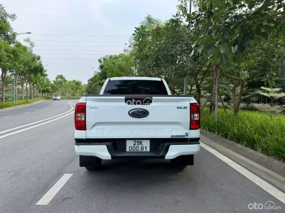 Ford Ranger XLS 2.0L 4x4 AT 2023 - Xe bán tải mạnh mẽ, tiết kiệm nhiên liệu