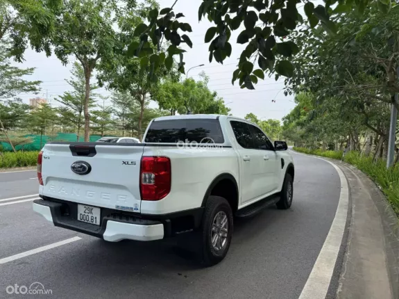 Ford Ranger XLS 2.0L 4x4 AT 2023 - Xe bán tải mạnh mẽ, tiết kiệm nhiên liệu