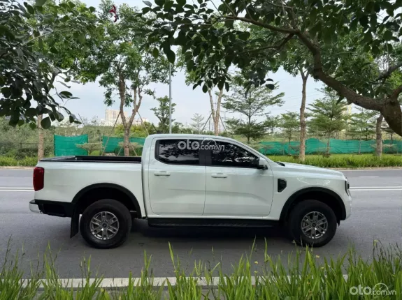 Ford Ranger XLS 2.0L 4x4 AT 2023 - Xe bán tải mạnh mẽ, tiết kiệm nhiên liệu